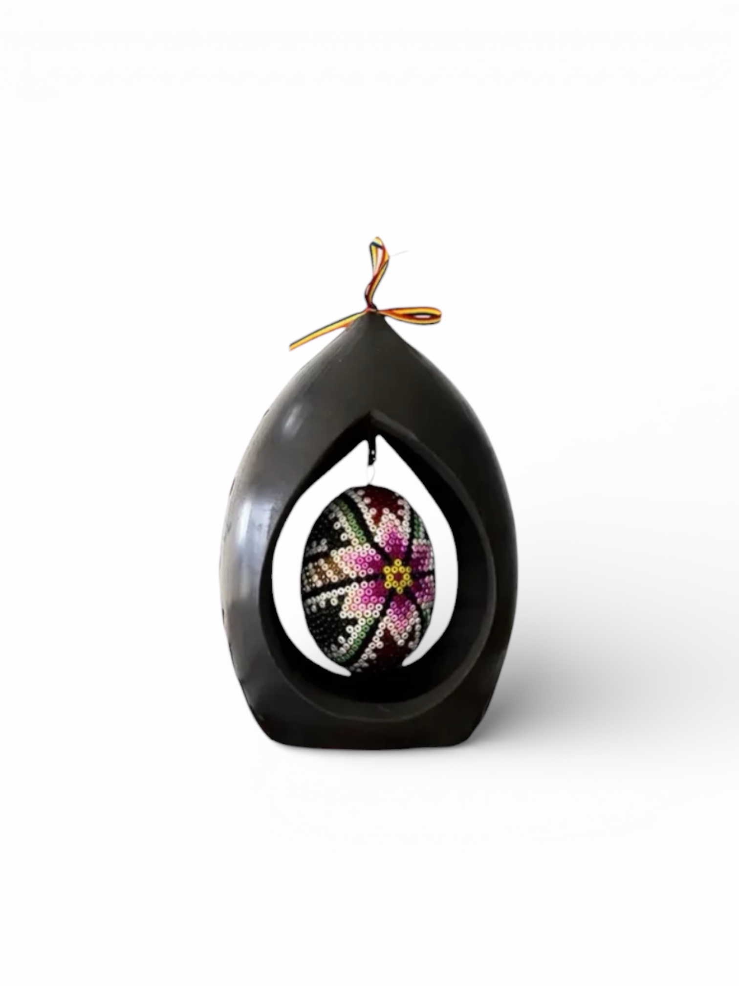 Suport ceramic cu ou cu margele