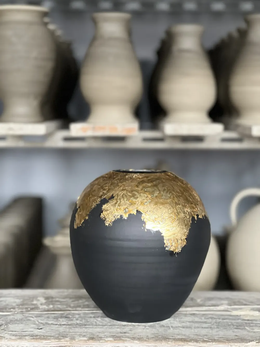Bol decorat cu foiță de aur-Ceramică Marginea
