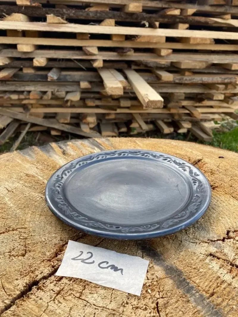 Farfurie neagră 22 cm-Ceramică Marginea