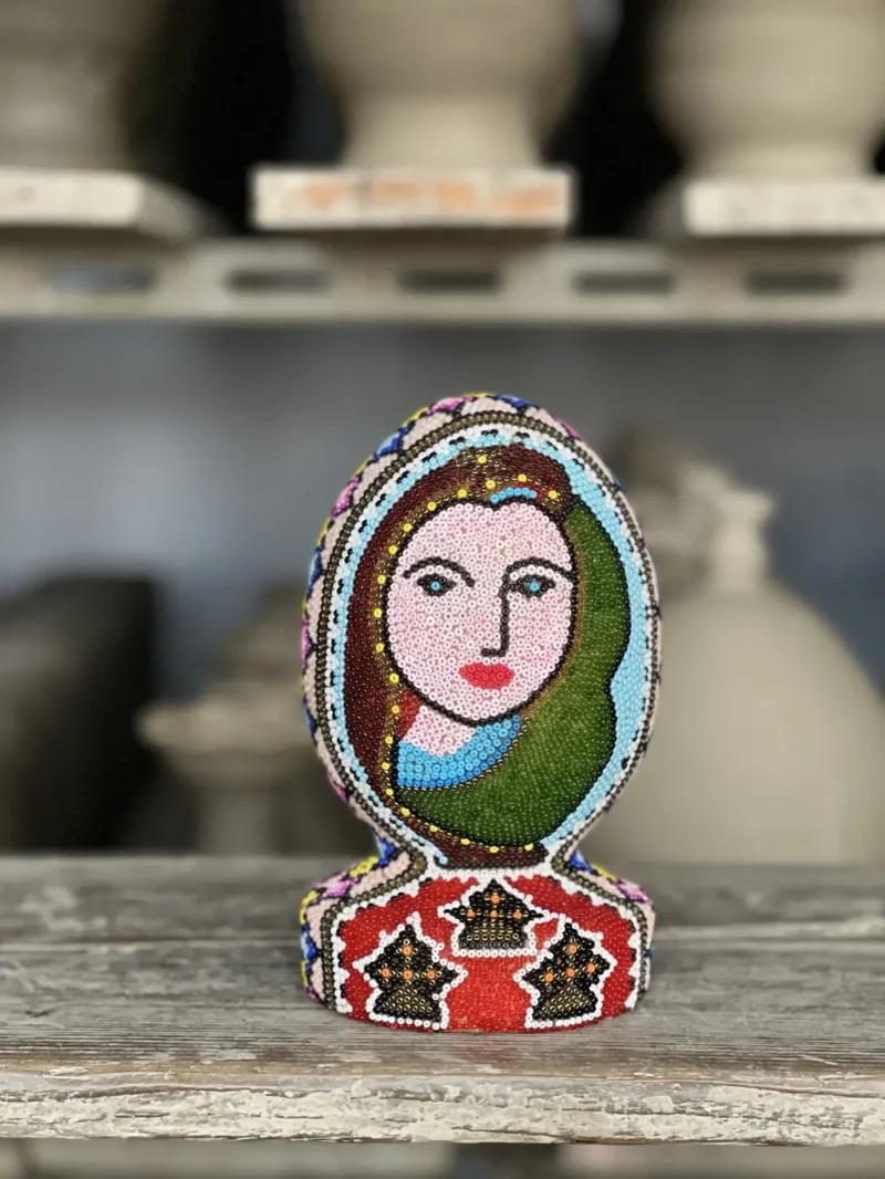 Ou din lemn cu mărgele - Ceramică Marginea