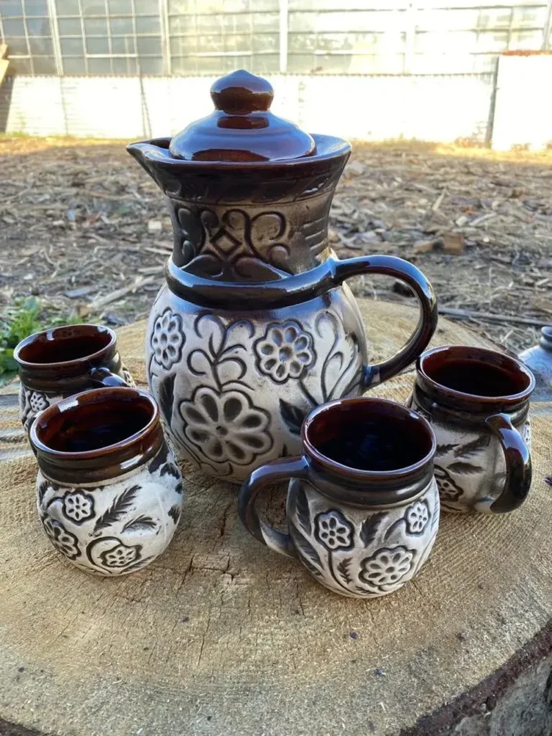 Set carafă si 4 căni-Ceramică Marginea