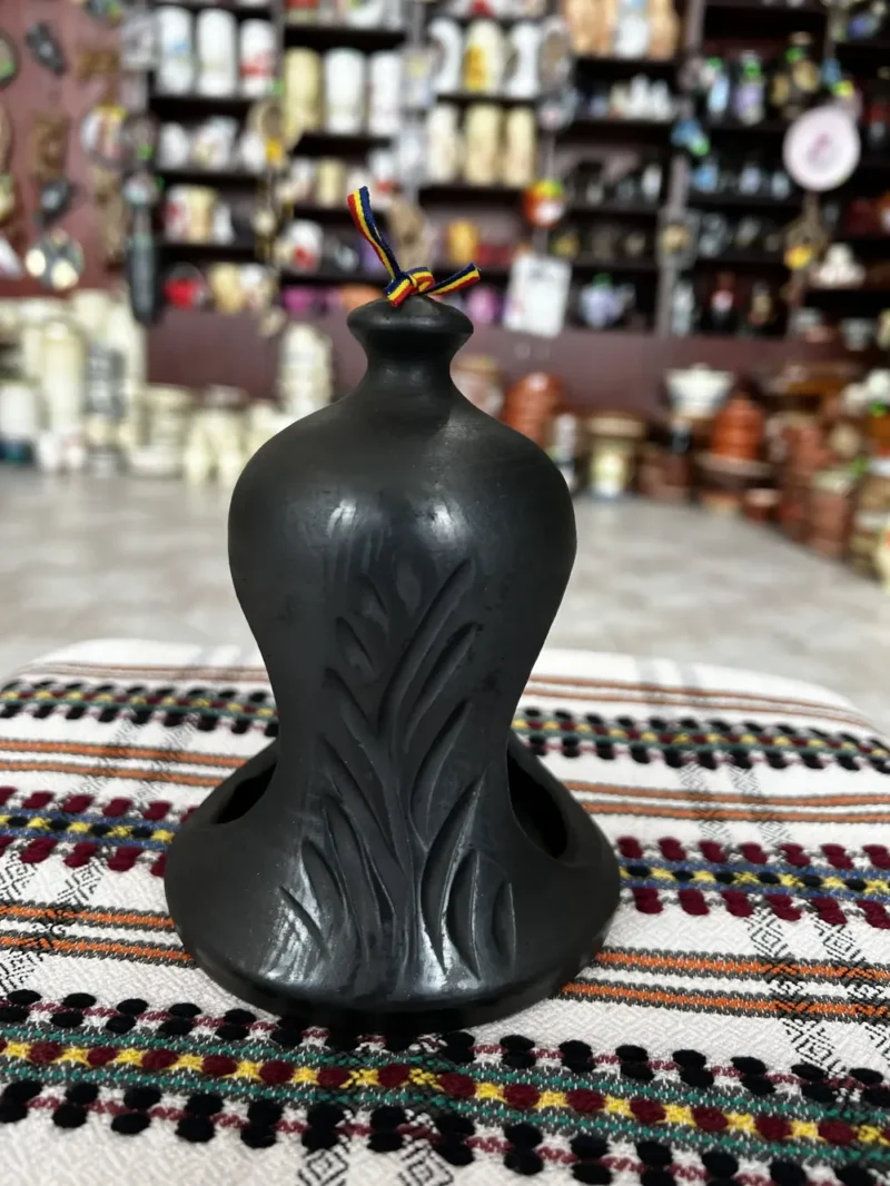 Suport ceramic cu ou încondeiat-Ceramică Marginea