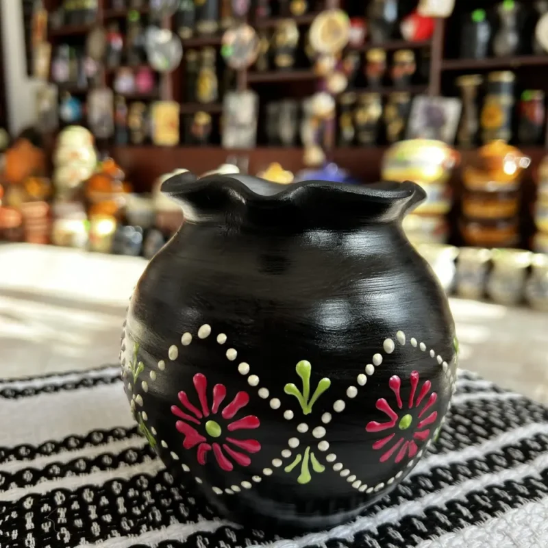 Vază mică - model tradițional-Ceramică Marginea