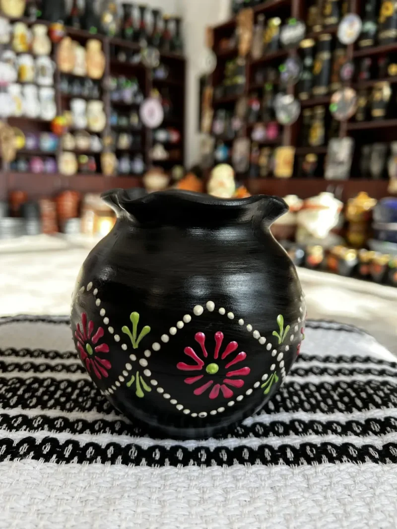 Vază mică - model tradițional-Ceramică Marginea