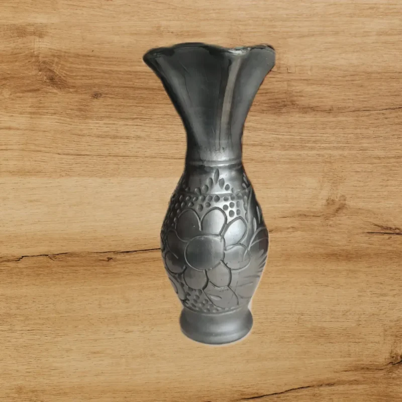 Vază neagră sculptată-Ceramică Marginea
