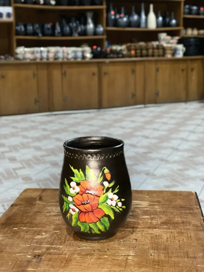 Vază pictată cu maci-Ceramică Marginea
