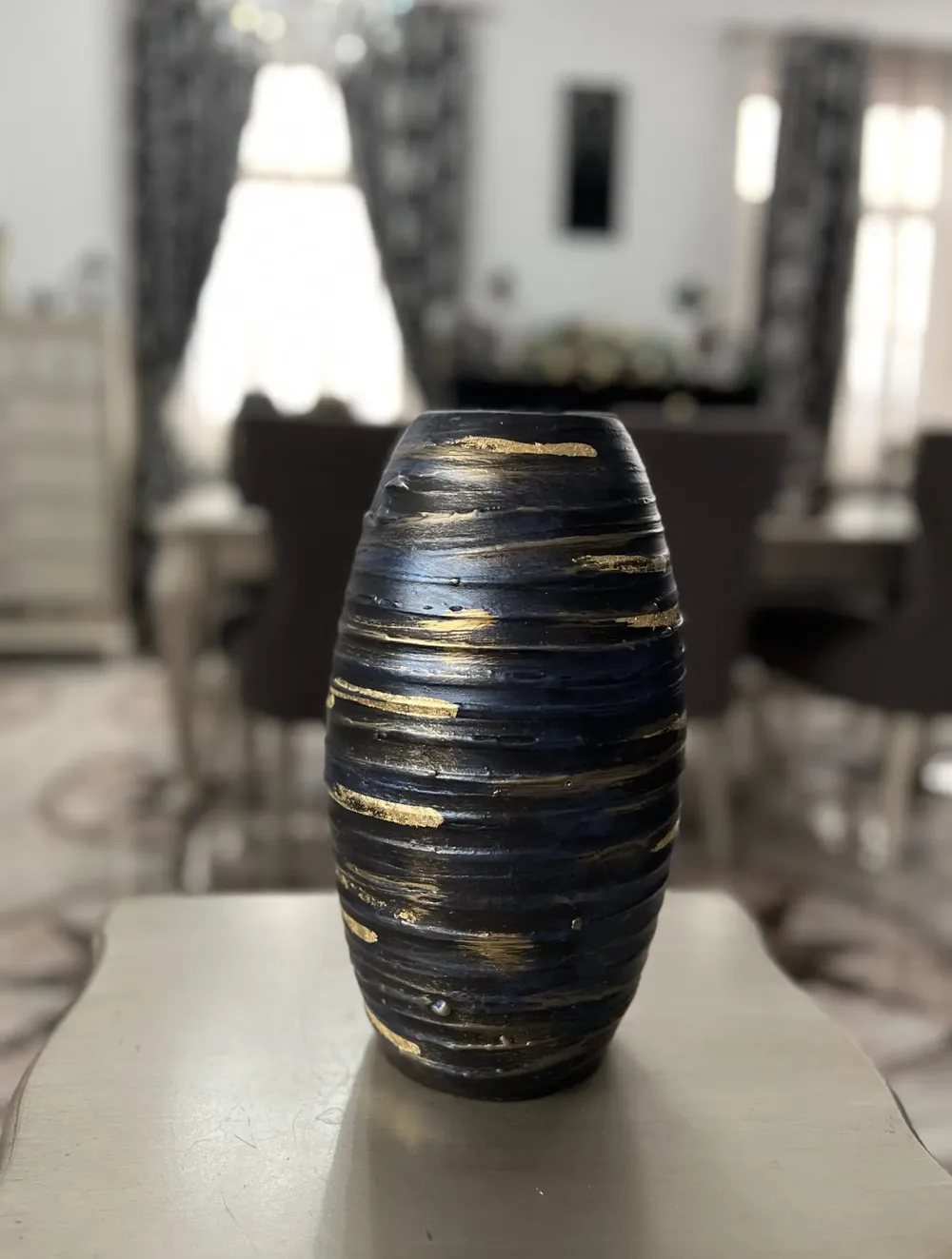 Vază modernă din ceramică neagră Nocturne-Ceramică Marginea
